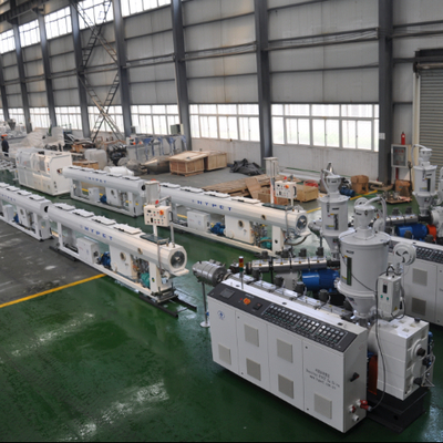 comprare Perfect Performance Good Technology Making Plastic Single or Three Layers PE PPR Pipe Making Extruder Machine PPR Pipe Extruder online manufacture