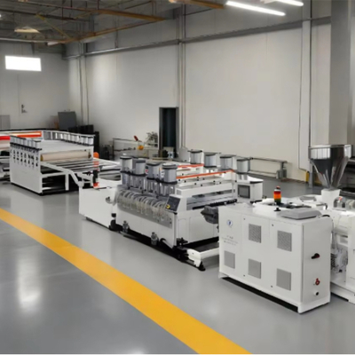 comprare Shenzhen HYPET Carbon Crystal Plate Extrusion Production Line /Three Layers PVC Foam Board Equipment Making Machine Manufacturer online manufacture