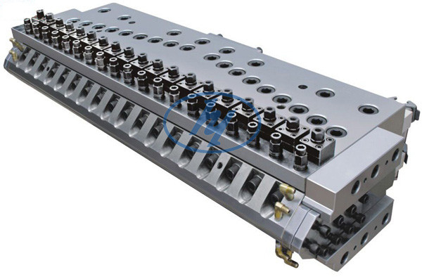 WPC PVC Free Skin Hard Foam Crust Board Plastic Extruder Machine per mobili Decorazione di case Pubblicità