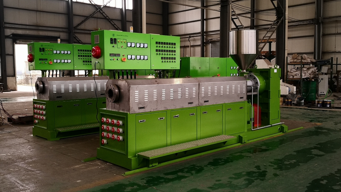 Nuovo modello SJ120/30 90kw estrussione Tpu colore Masterbatch pellet profilato sigillante PVC morbido seller striscia single vite