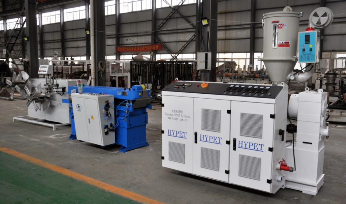 Linea di produzione di tubi ondulati per fili elettrici a PE/PVC da 16-50 mm con estrusore SJ65/28