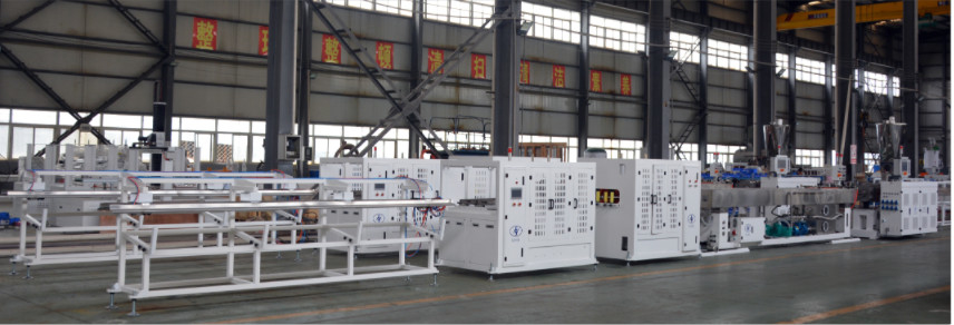 20-63/110/160/250mm Macchina di produzione di tubi in PVC a stazione singola Linea di produzione Alta produzione Vita più lunga Consumo inferiore