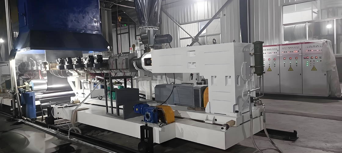 1400-2000mm PVC/PVG Linea di produzione di nastro trasportatore per miniere di carbone per l'industria mineraria Voltaggio 380V
